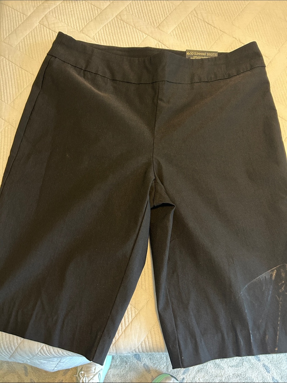 Black Women’s Stretch Bermuda Shorts